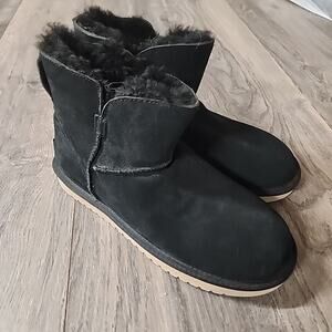 Koolaburra by UGG Women's Koola Short Fashion Women's Boot Black US 9